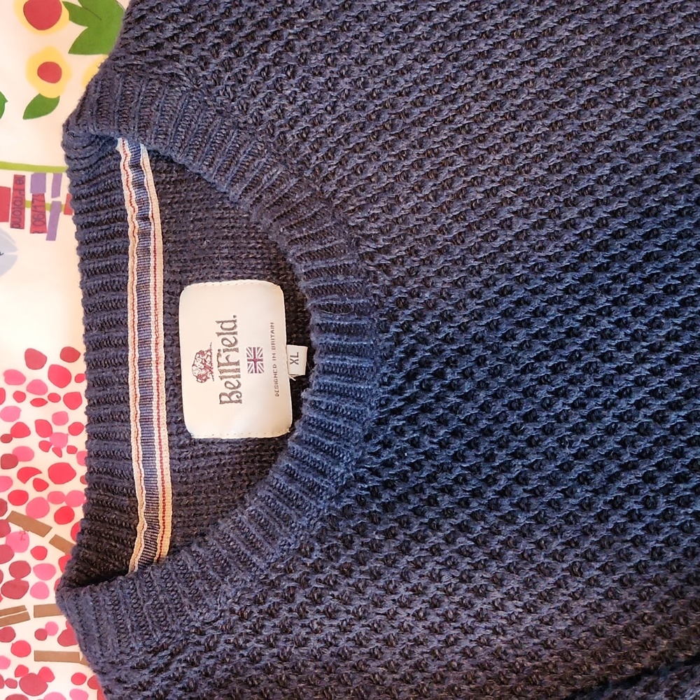Three men's Sweaters. Great shape. Size XL. - Picture 5 of 7